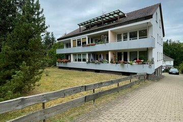 Attraktive 3-Zimmer-Dachgeschosswohnung mit Balkon in der Steinaer Straße, Bad Sachsa