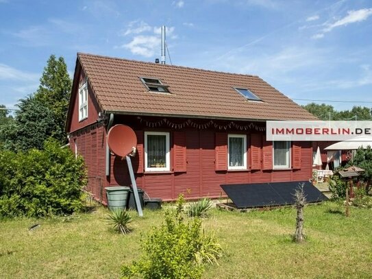 IMMOBERLIN.DE - Charmantes Haus im Schwedenstil in familienfreundlicher ländlicher Lage