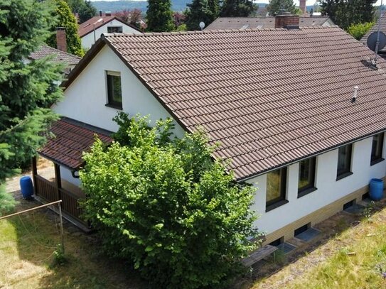 RESERVIERT Einfamilienhaus mit großem Grundstück (722m²) und Ausbaupotential in Möhrendorf (Kleinseebach)
