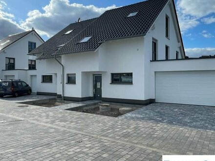Neubau Doppelhaushälfte in ruhiger Lage in Homburg