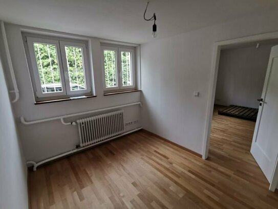 2 Zimmer als Bürofläche für Freiberufler/Home-Office o.ä. in Stuttgart Nord