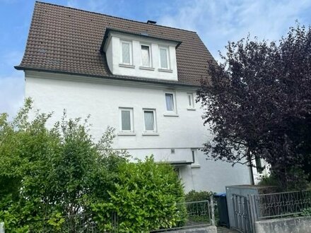 Dreifamilienhaus mit Charme in exzellenter Lage