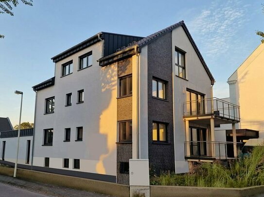 Traumhafte Dachgeschosswohnung in Rheinnähe; Provisionfrei - direkt vom Eigentümer