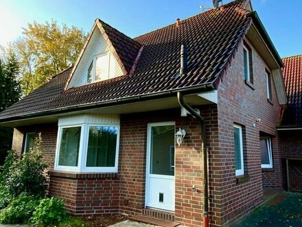 Bemerkenswerte Doppelhaushälfte in Varel-Dangastermoor auf 2.263m²