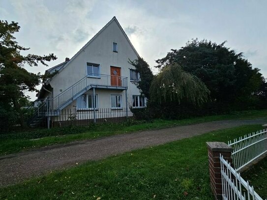 Großzügige Dachgeschosswohnung in Siedenburg zu vermieten! WG geeignet!