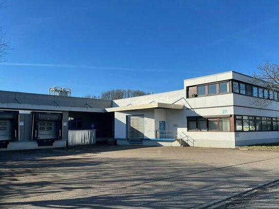 Industriehalle und Bürogebäude