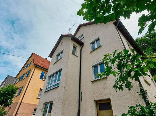 Oberndorf am Neckar: Charmantes Wohnhaus in sonniger Lage sucht liebevolle Renovierung!