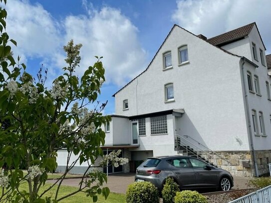 gepflegtes 1 Familienhaus mit vermieteter Einliegerwohnung in Niestetal Sandershausen zu verkaufen