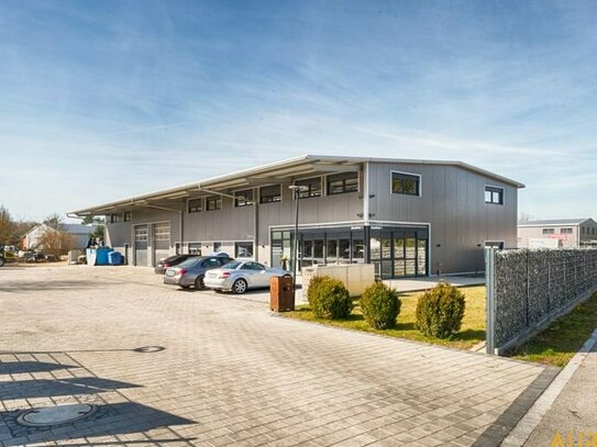 Gewerbehalle mit 355,68 m², Grundstücksfläche mit 2.980 m² inkl. Betriebsleiterwohnung zu verkaufen!