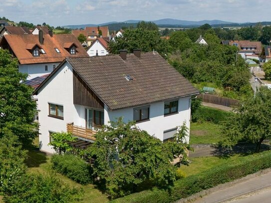 Gepflegtes Zweifamilienhaus in Waldmünchen!