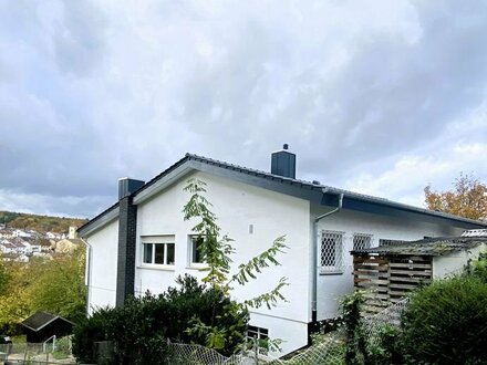 ISPRINGEN - tolles 2 Familienhaus in Aussichtslage