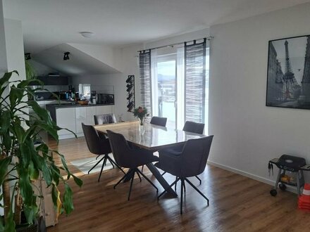 4- Zimmer Penthouse Wohnung