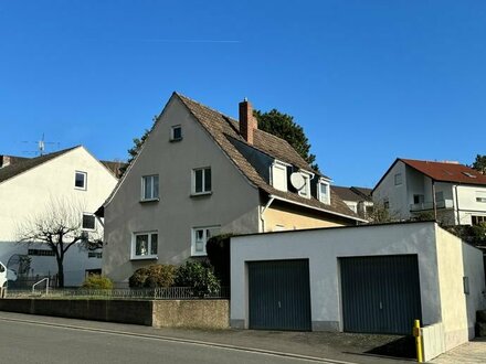 Wohnhaus mit zusätzlichem Bauplatz in Gerbrunn