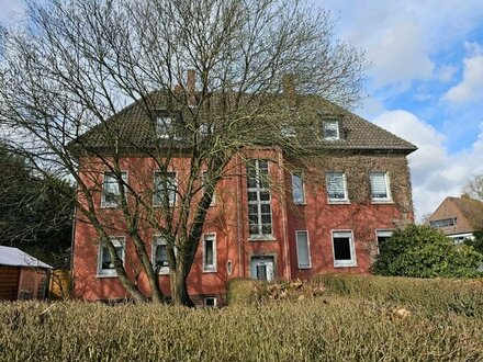 Herten: Freistehendes 5-Familienhaus mit 4 Garagen in gewachsener Wohnlage!