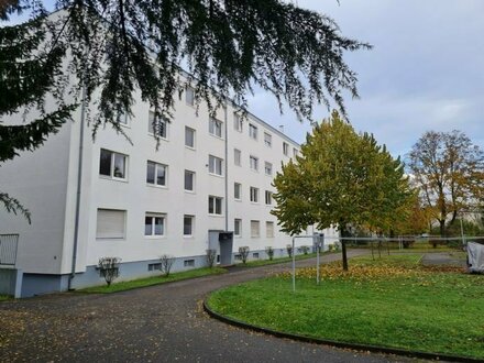 Gemütliche 4 Zimmer-Wohnung mit Loggia