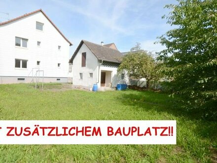 GROSSES ZWEIFAMILIENHAUS MIT AUSBAUPOTENTIAL UND POSITIVER BAUVORANFRAGE