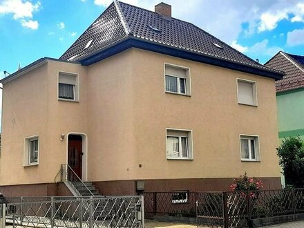 Viel Platz im Haus und gute Lage ! Großes Wohnhaus in Herzberg sucht Familienanschluss