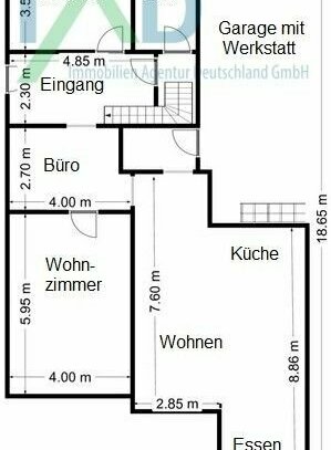 Sanierungsbedürftiger Bauernhof mit Ackerland, Wiese, Wald, Kuh- und Schweinestall