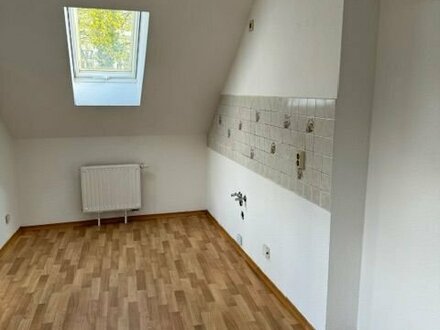 Tolle 3 Zimmer Dachgeschoßwohnung in Löbau Nähe Rosengarten zu vermieten