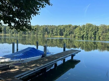 ***Idyllisches Seegrundstück an der Bundeswasserstraße***