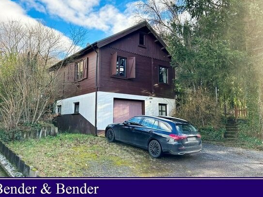 Wochenendhaus mit Garage in Ortsrandlage von Windeck!