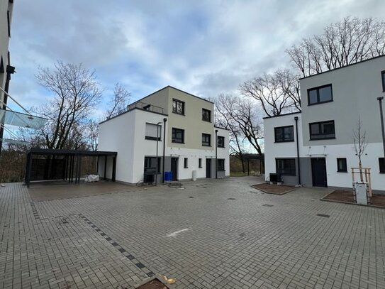 Traumhaftes Stadthaus in zentraler Lage mit großem Garten und top Ausstattung