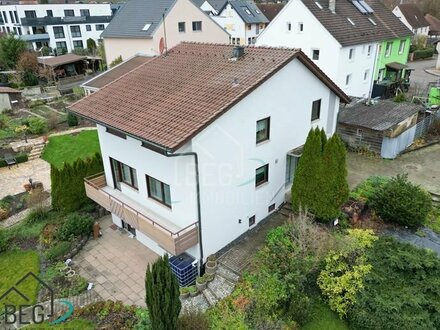 Einfamilienhaus mit Einliegerwohnung am Renaissance-Schloss