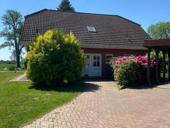 Freistehendes Einfamilienhaus mit Terrasse und Garten in Stove nahe Hamburg