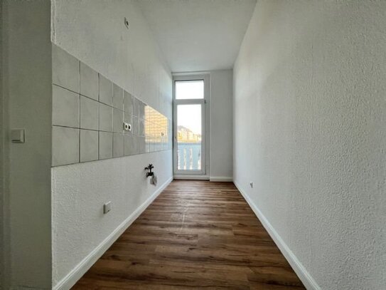 ++Helle 2 Zimmerwohnung mit Balkon!!!++