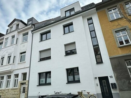 neuwertige 2 Zimmer Maisonettewohnung mit Einbauküche im Kreuzviertel