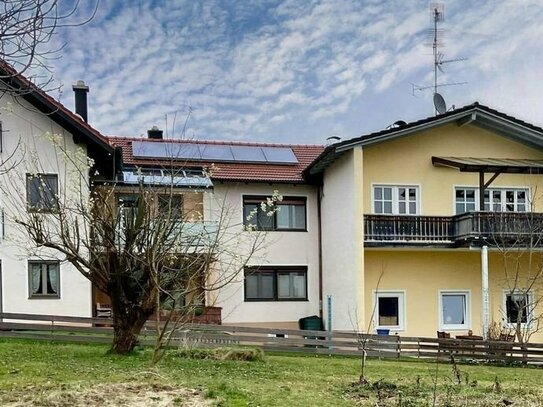 Mehrgenerationenhaus mit 3 Wohneinheiten