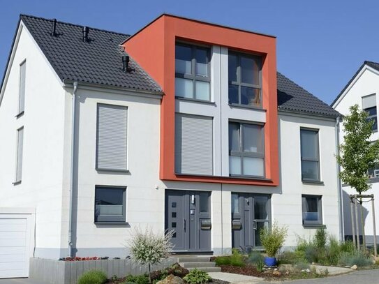 Magellan Real Estate: VERKAUFT ! - Moderne und vermietete Doppelhaushalte in Stuhr-Moordeich