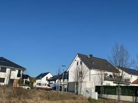 ANGEBOT DES MONATS! Attraktives Baugelände in gesuchter Lage von Neuhofen