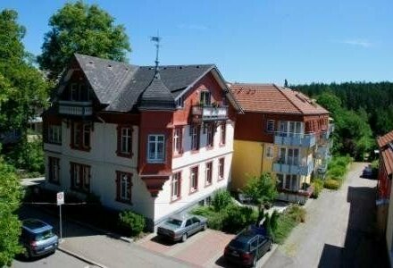Selbstbezug oder Kapitalanleger - Barrierefreies Wohnen für Senioren in Königsfeld -