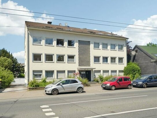 Freistehendes Mehrfamilienhaus in beliebter Wohnlage von Solingen-Wald