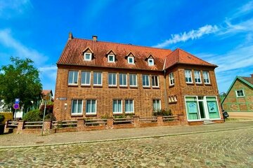 "Freistehendes 5-Parteien-Haus" im Altstadtkern der Schlossstadt Klütz, nahe des Schloss Bothmers