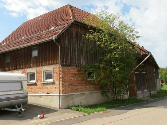 Pferdehalter aufgepasst! Ehemaliges Scheunenwohnhaus mit Stallung in Frankenhardt zu verkaufen