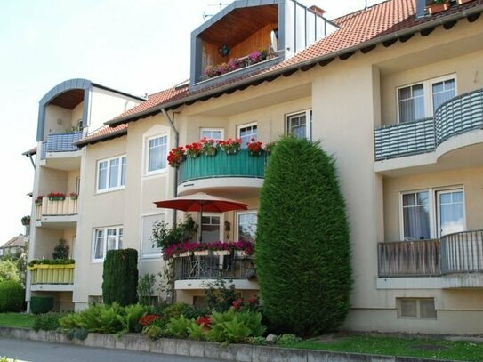 Geräumige 2-Zimmer-Wohnung mit Balkon in Lev.-Lützenkirchen