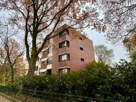 Großzügige Erdgeschosswohnung mit eigenem Garten