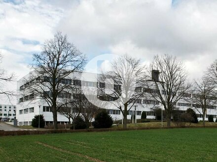 Büro + Halle | Praktisches Gewerbeobjekt in Eschborn