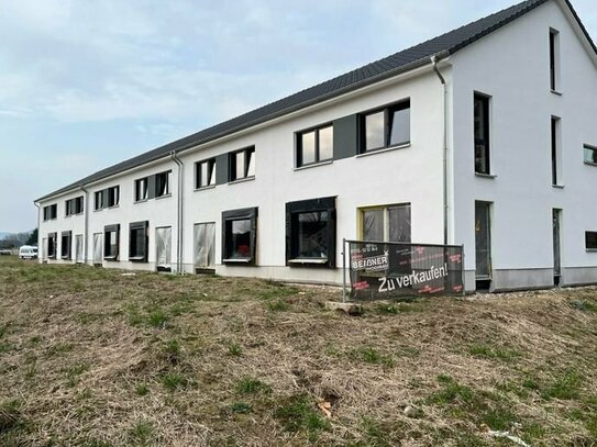 Neubau schlüsselfertiges Reihenendhaus in Hessisch Oldendorf