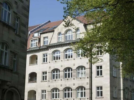 Sie suchen das Besondere - 3-Zimmerwohnung in Elbnähe in Johannstadt