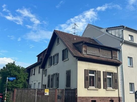 ***KA-Rüppurr -Interessantes Bau / Sanierungs / oder Abrissgrundstück in Alb-Nähe, 984qm Grundst. mit vielfältigen Gest…