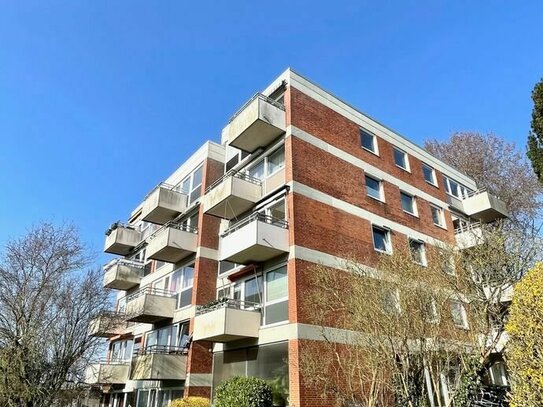 Erdgeschoss-Wohnung von 1968, ca. 67 m²,1,5 km zur Innenstadt, in Lübeck-St. Gertrud Eschenburgstraße