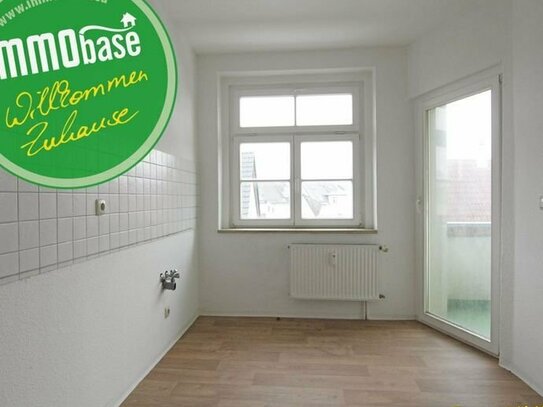 Apartement mit Balkon in der Stadt!