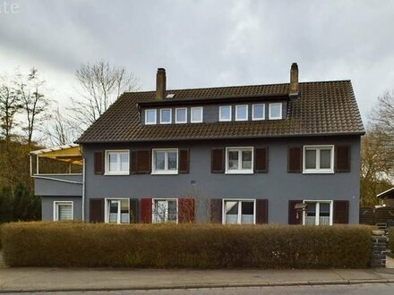 Vielfältiges 3-Familienwohnhaus mit sonnigem Gartengrundstück in Ortsrandlage!