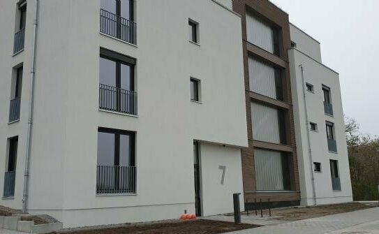 Neubau: 3-Zimmer-Wohnung mit Balkon in Grünau