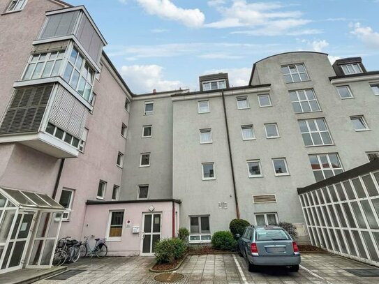 Vermietete, helle und großzügig geschnittene 6-Zimmer-Wohnung in zentraler Lage von Würzburg/Gromühl