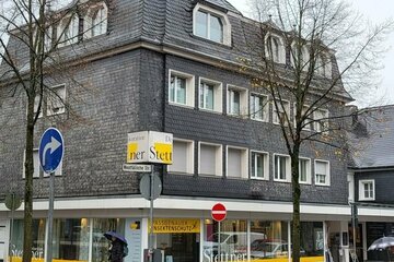 Teilmöblierte, hochwertige Dachgeschosswohnung im Herzen von Olpe ab sofort zu vermieten