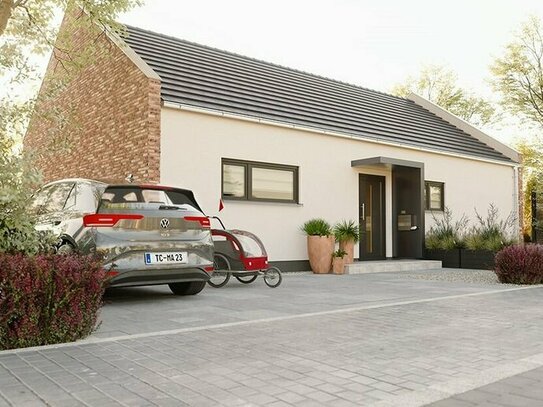 Stilvoller Wohnkomfort auf Ihrem eigenen Grundstück! Unser Bungalow mit Giebeldach.